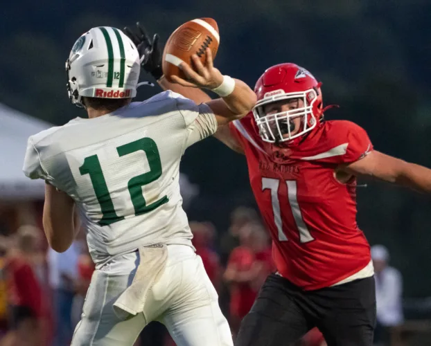 Chris Masse on football: Knoebel trusts Montgomery’s defense in key situations